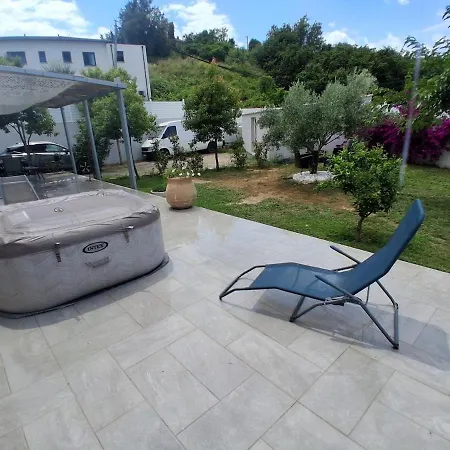 Casa Sant Anghjulu With Hot Tub