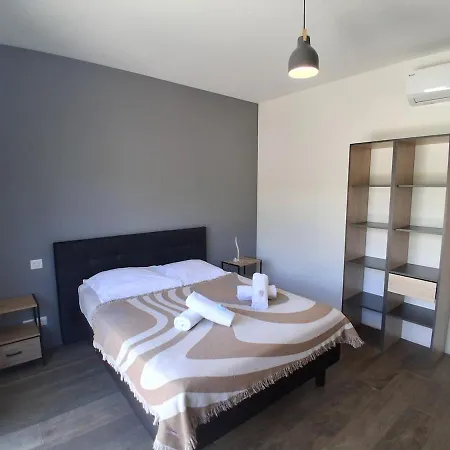 Casa Sant Anghjulu With Hot Tub Holiday home
