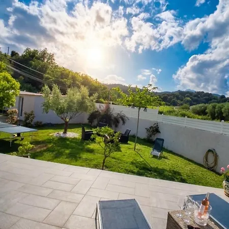 Casa Sant Anghjulu With Hot Tub Holiday home *